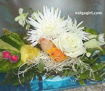 Any of the Russian girls profiled on the volgagirl.com web site would appreciate these beautiful floral bouquests.
