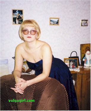 Nina is a 48 year old Russian girl who has registered with mail order bride agency A Volga Girl in the hopes of receiving email correspondence from you.