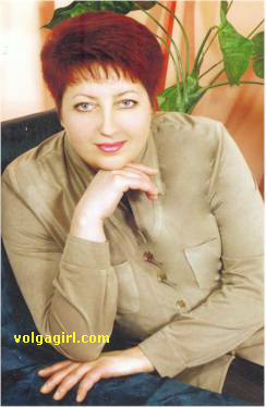 Elena is a 47 year old Russian girl who has registered with mail order bride agency A Volga Girl in the hopes of receiving email correspondence from you.