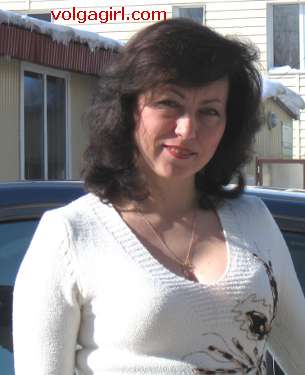 Lilia is a 44 year old Russian girl who has registered with mail order bride agency A Volga Girl in the hopes of receiving email correspondence from you.